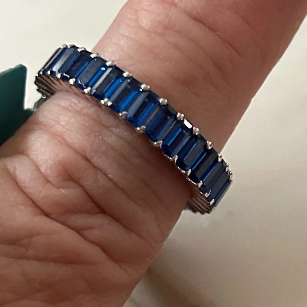 Blue Sapphire spinel 925 Sterling Silver Women's‎ eternity band Ring size 8